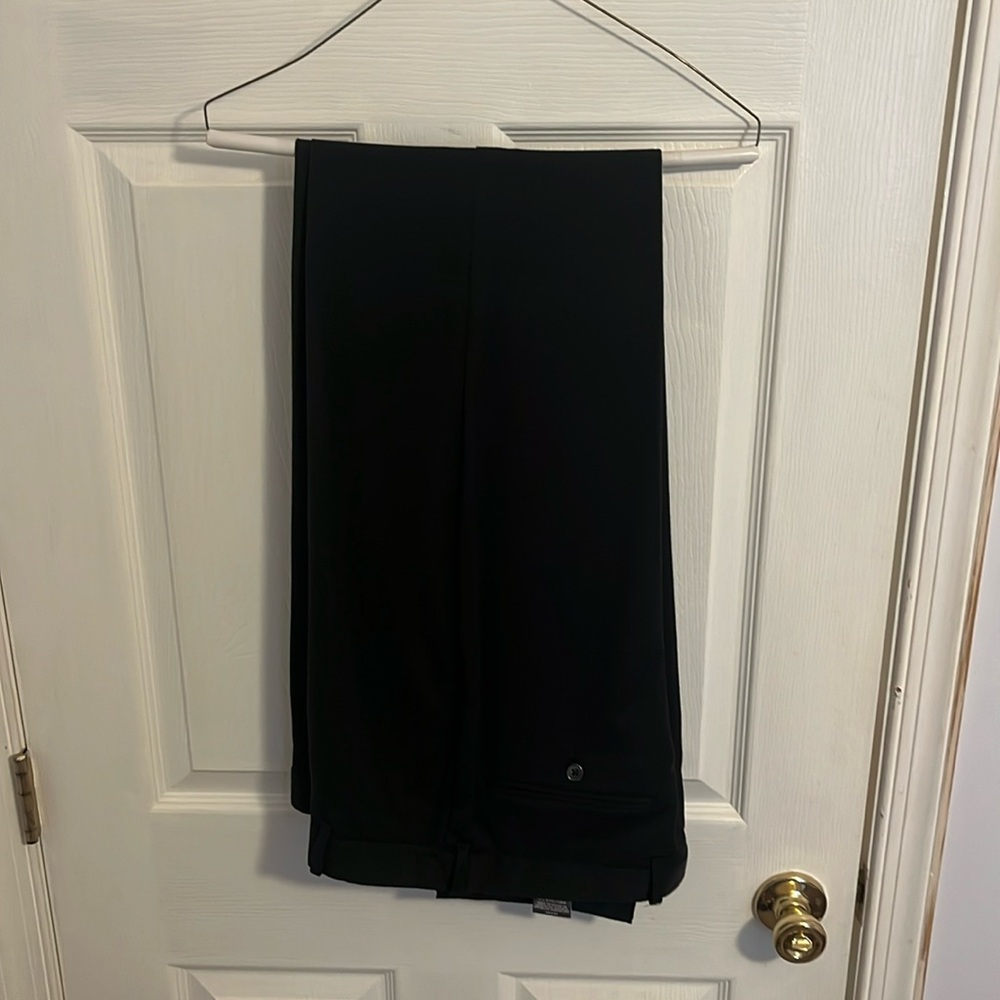 Covington Black Dress Pants - 34W x 30L